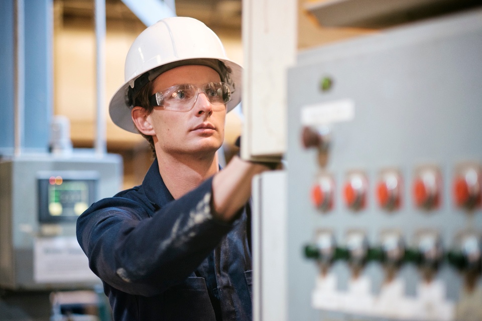 NFPA 70E For Qualified Persons